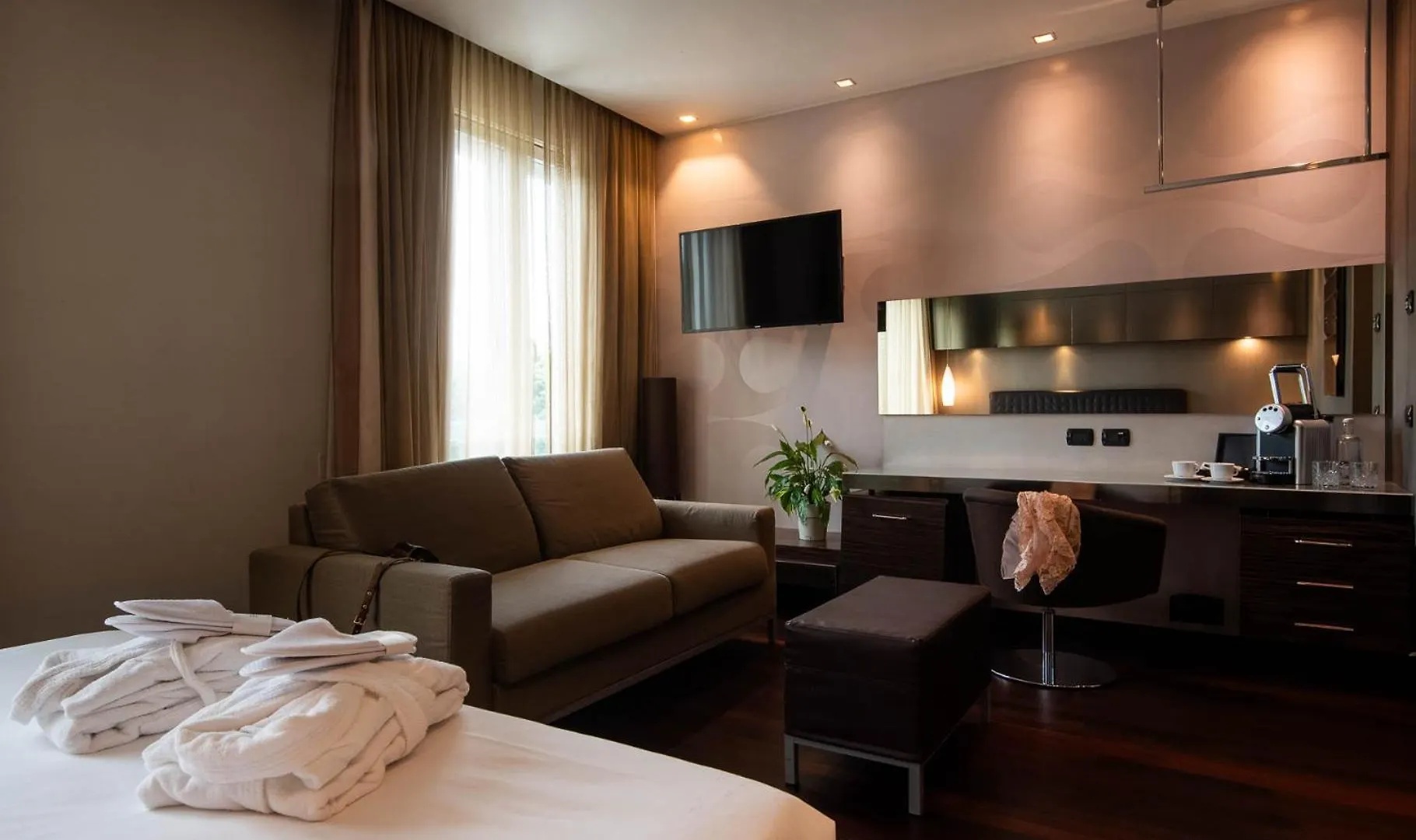 Axolute Comfort Hotel Como Cantù