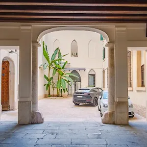  Apartment Residenza Corte Carnesali - Italian Homing Italy
