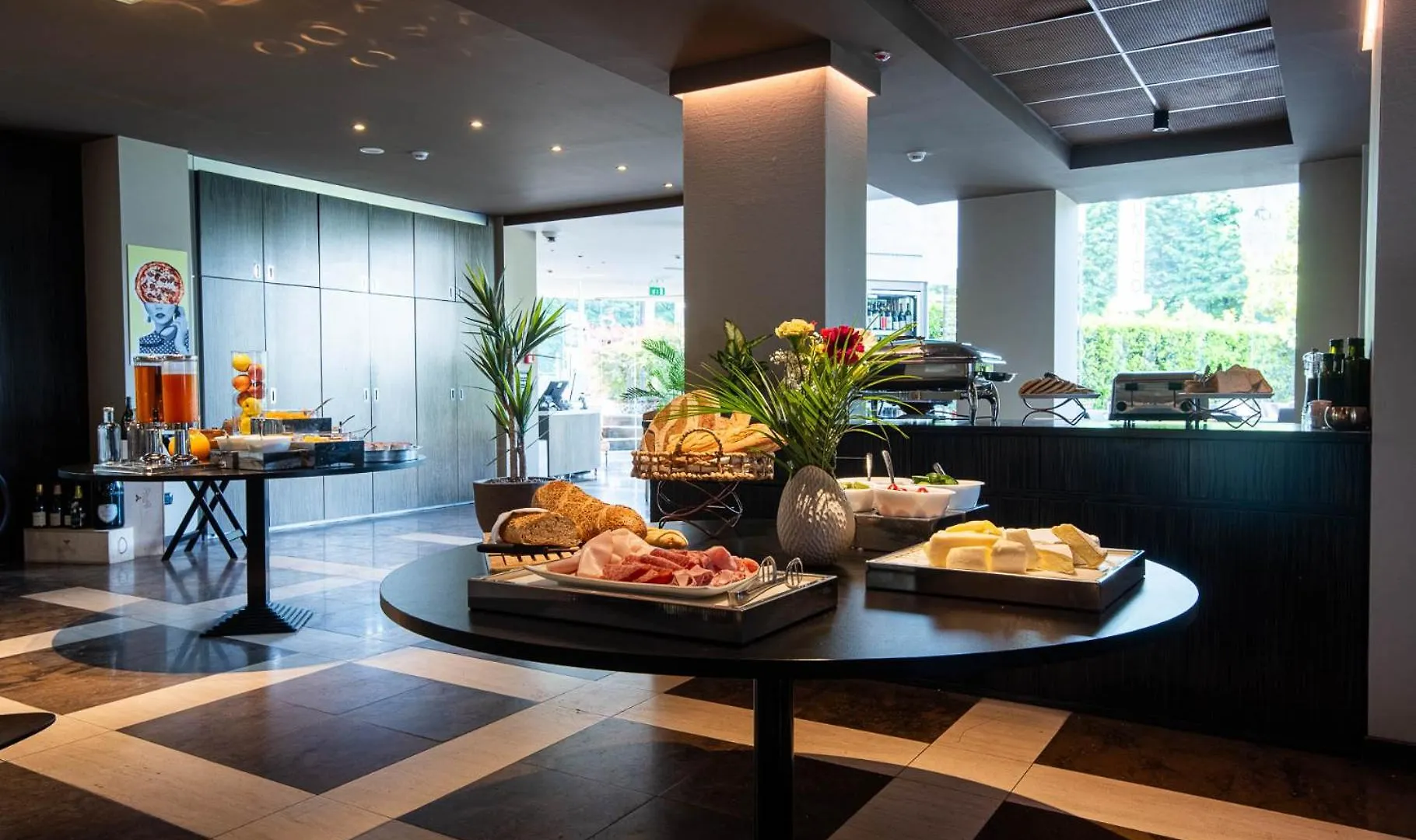 Axolute Comfort Hotel Como Канту 4*,