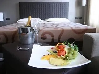 Axolute Comfort Hotel Como Cantu